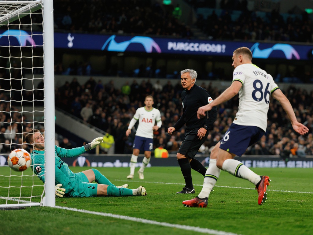 在欧冠赛场 在欧冠赛场